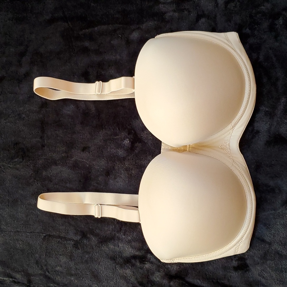 Nude Color WingsLove Convertible Strapless Bra